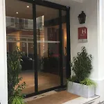 Wallace Paris, Orso Hotels, A Member Of Design 4*