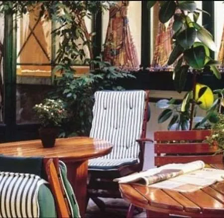 Hotel Wallace 4*