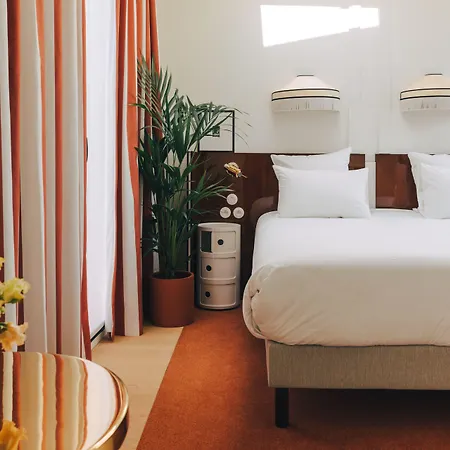 Wallace Paris, A Member Of Design Hotel 4*