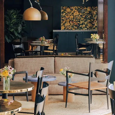 Wallace Paris, A Member Of Design Hotel