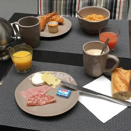 Wallace 4* Paris