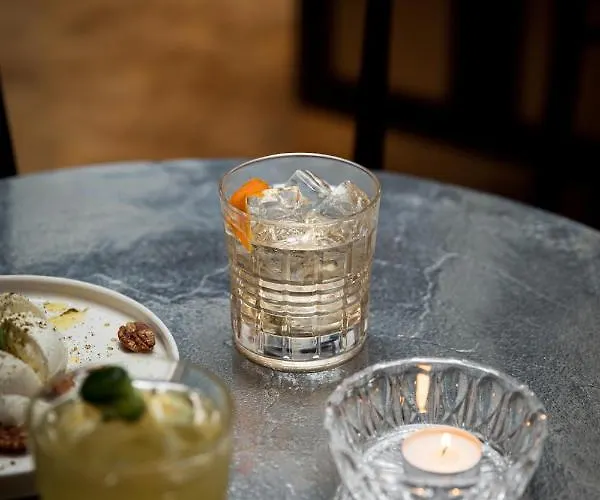 Wallace Paris, A Member Of Design 4*