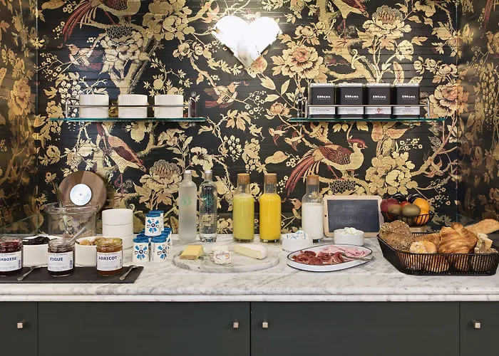 Wallace Paris, A Member Of Design Paris