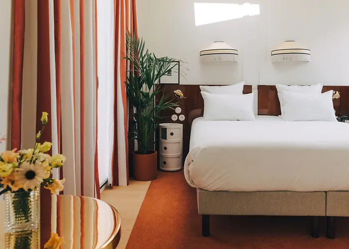 Wallace Paris, A Member Of Design Hotel 4*