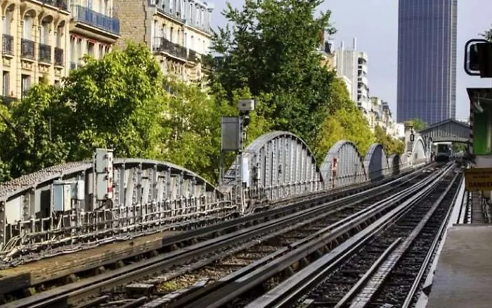 Wallace Paris, A Member Of Design Hotel 4*